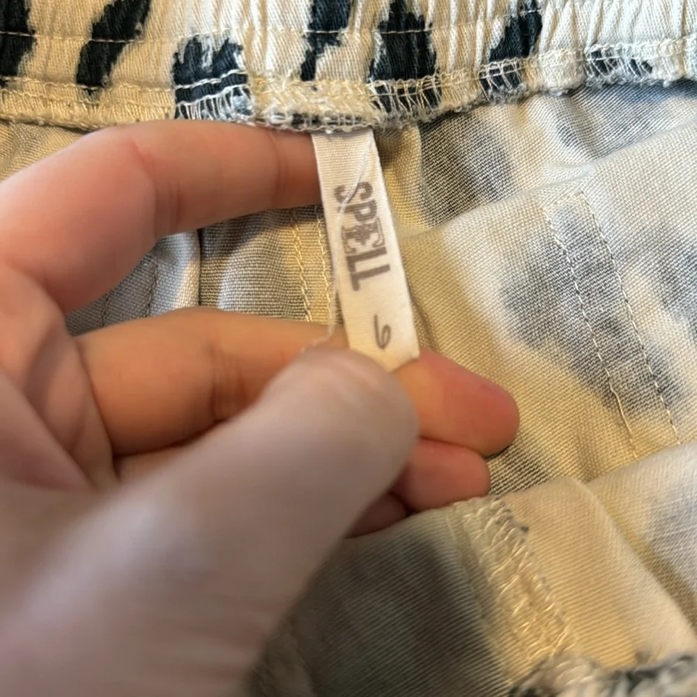 Spell - Picture 5 of 6